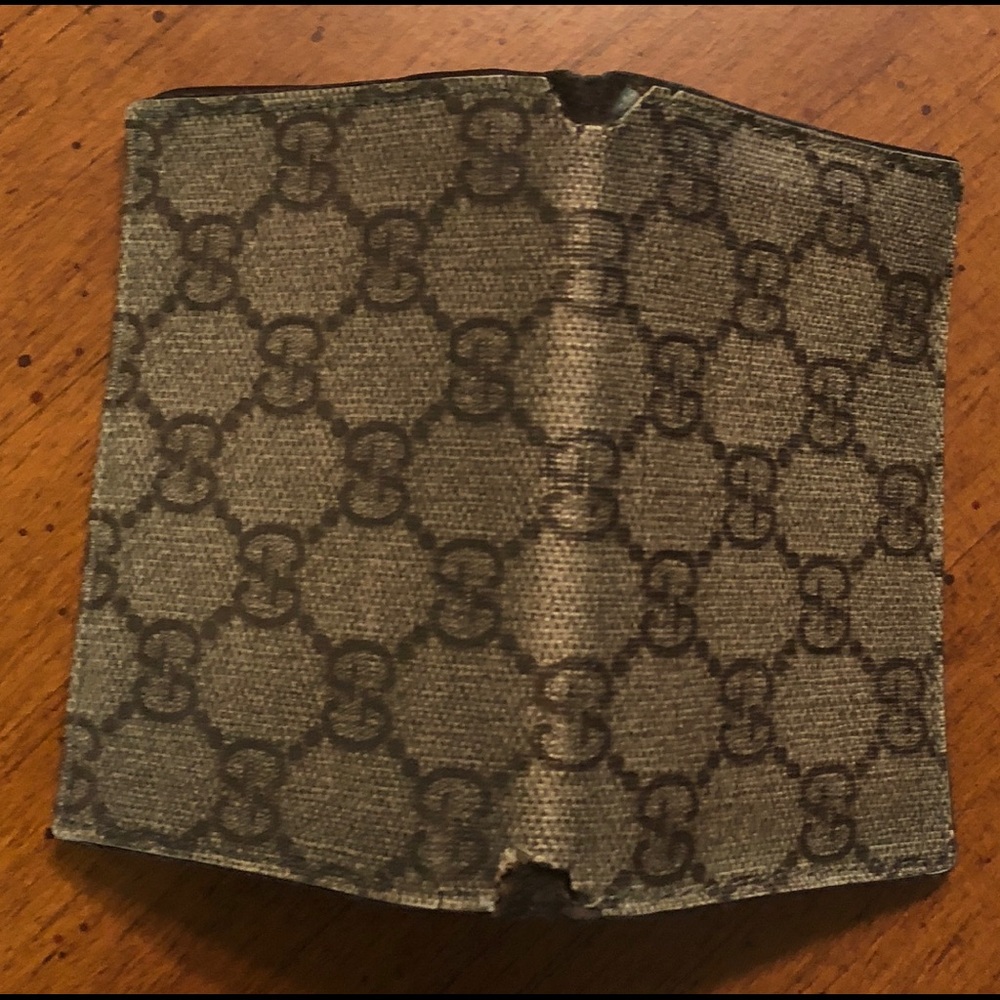 💯% Men’s Authentic Gucci Wallet